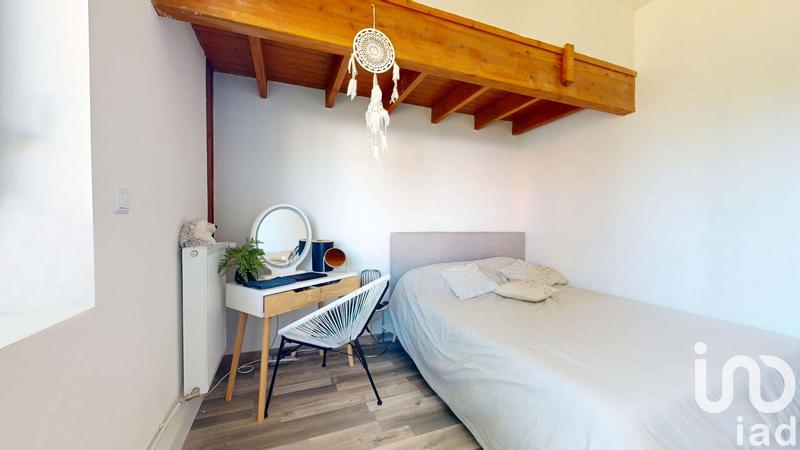 Maison - 213 m² - 9 pièces