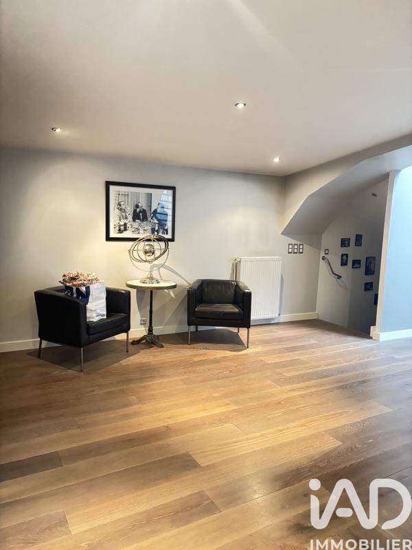 Loft - 330 m² - 7 pièces