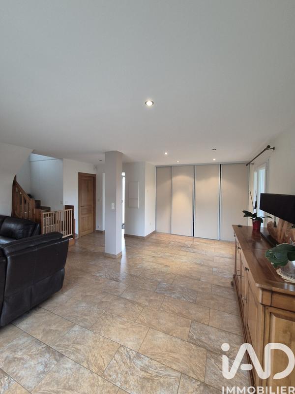 Maison - 96 m² - 4 pièces