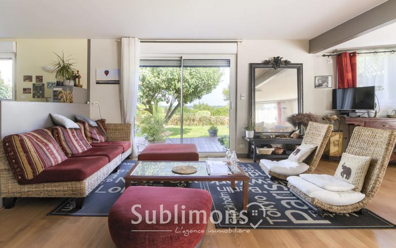 Maison - 179 m² - 5 pièces