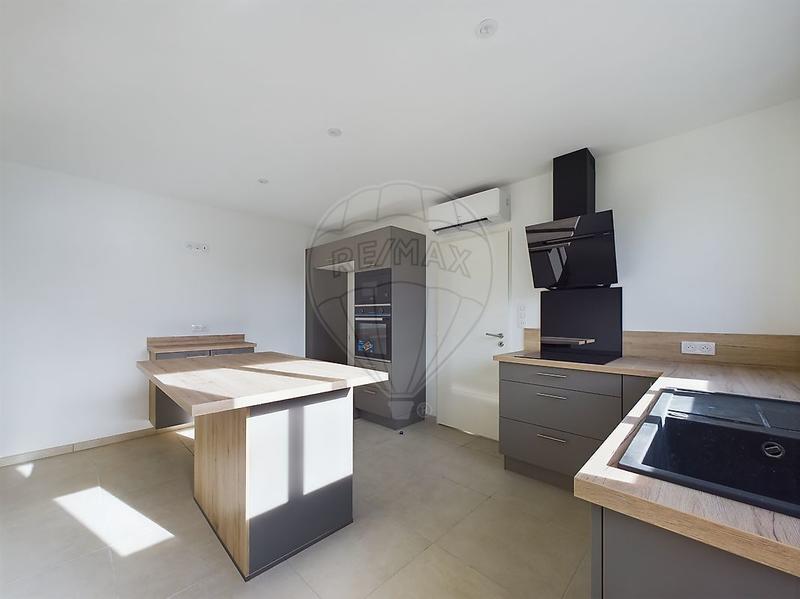 Maison - 176 m² - 6 pièces