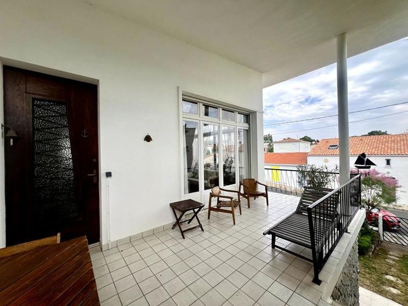 Maison - 142 m² - 6 pièces