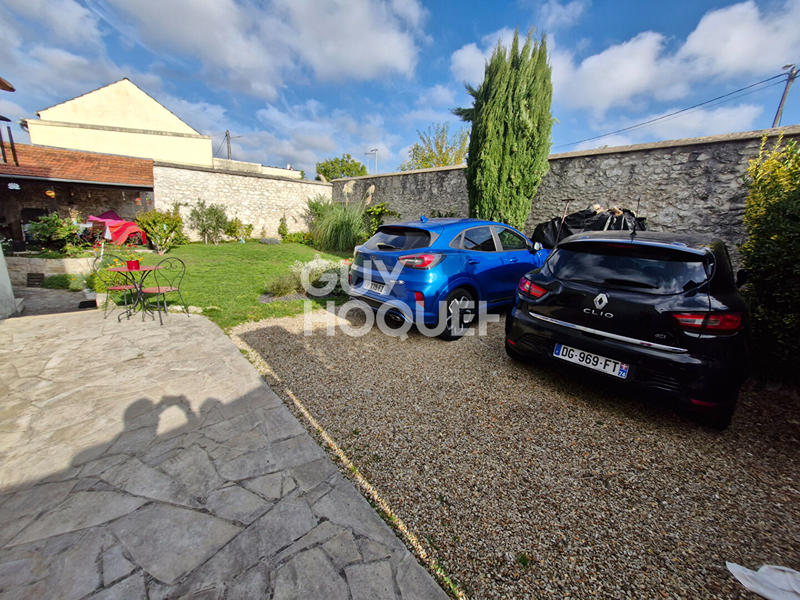 Maison - 104 m² - 5 pièces