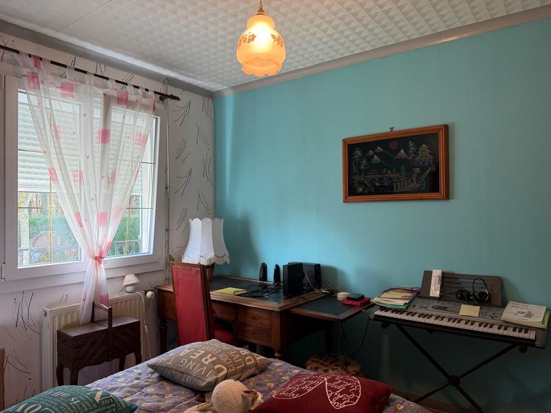 Maison - 105 m² - 4 pièces