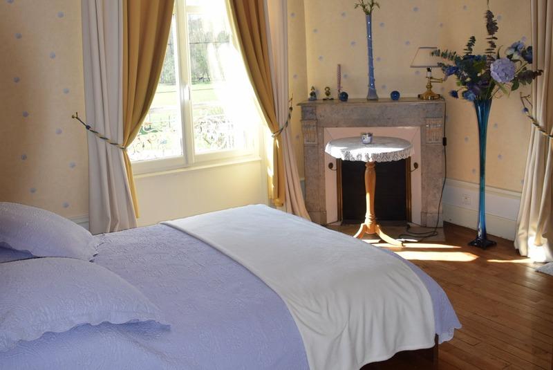 Maison bourgeoise - 255 m² - 11 pièces