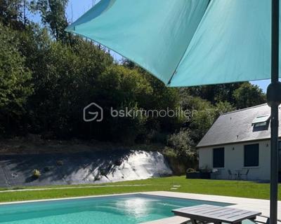 Propriété - 236 m² - 9 pièces