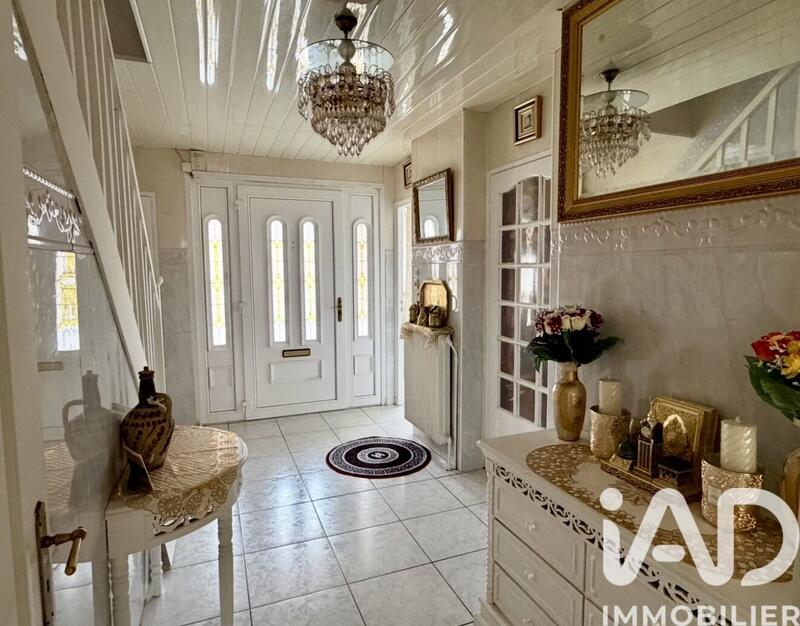 Maison - 156 m² - 6 pièces