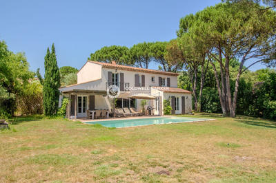 Villa - 225 m² - 5 pièces