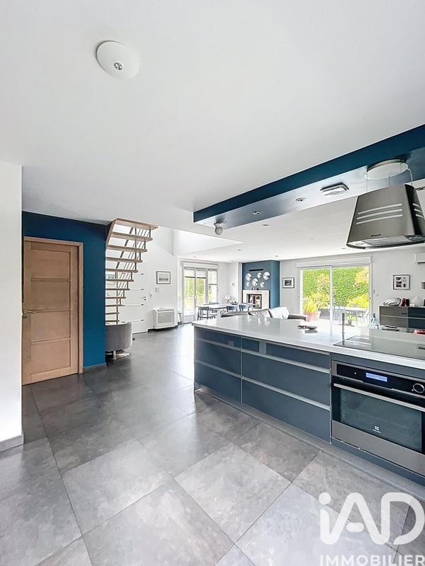 Maison - 174 m² - 7 pièces