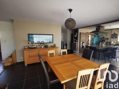 Maison de maîtres - 200 m² - 8 pièces