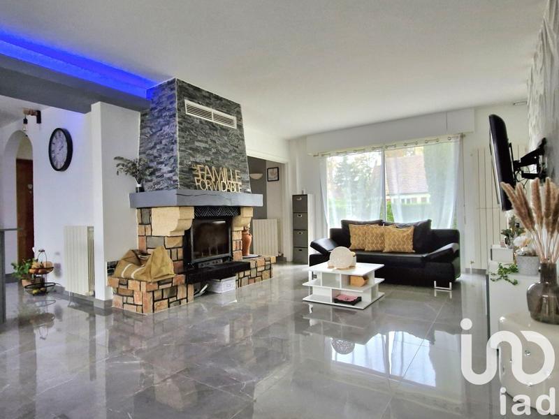 Maison - 152 m² - 7 pièces