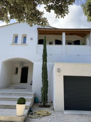 Maison - 176 m² - 4 pièces