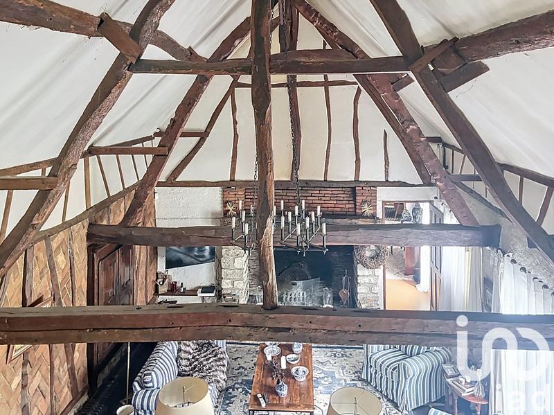 Maison - 244 m² - 5 pièces