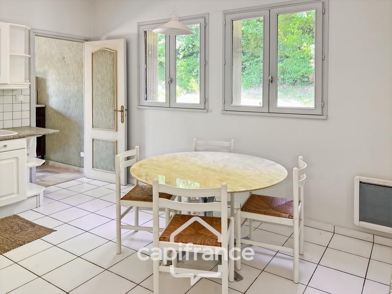 Maison - 176 m² - 7 pièces