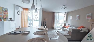 Appartement - 92 m² - 4 pièces