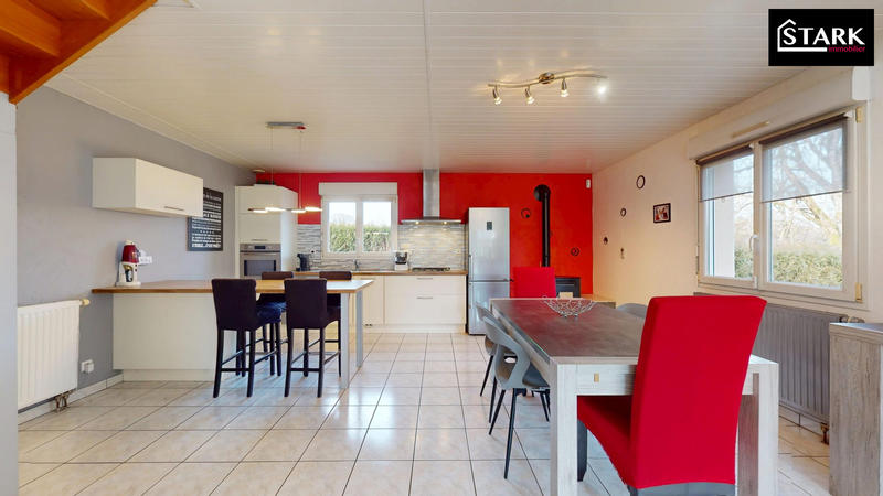 Maison - 100 m² - 5 pièces