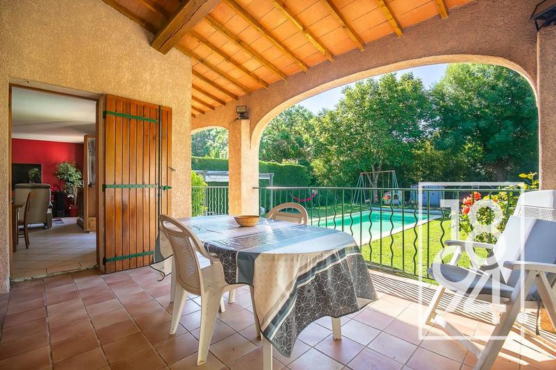 Maison - 125 m² - 6 pièces