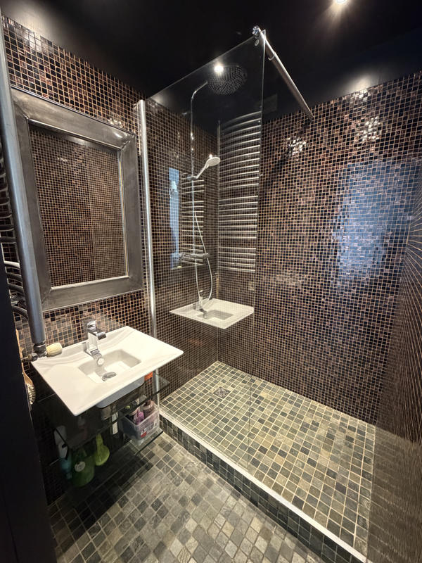 Appartement - 81 m² - 3 pièces