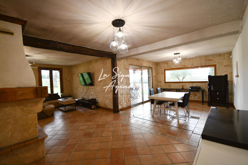 Maison - 167 m² - 5 pièces