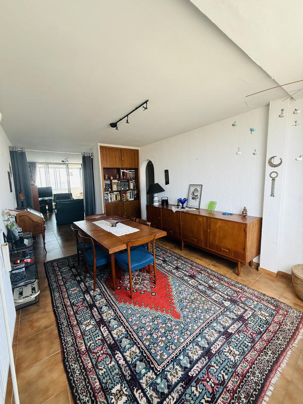 Appartement - 97 m² - 5 pièces