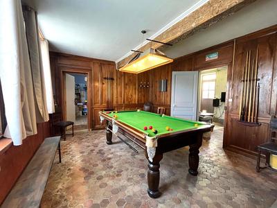 Maison - 198 m² - 7 pièces