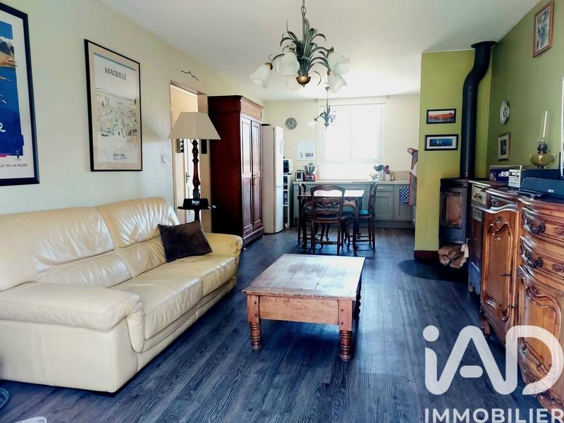 Maison - 79 m² - 6 pièces