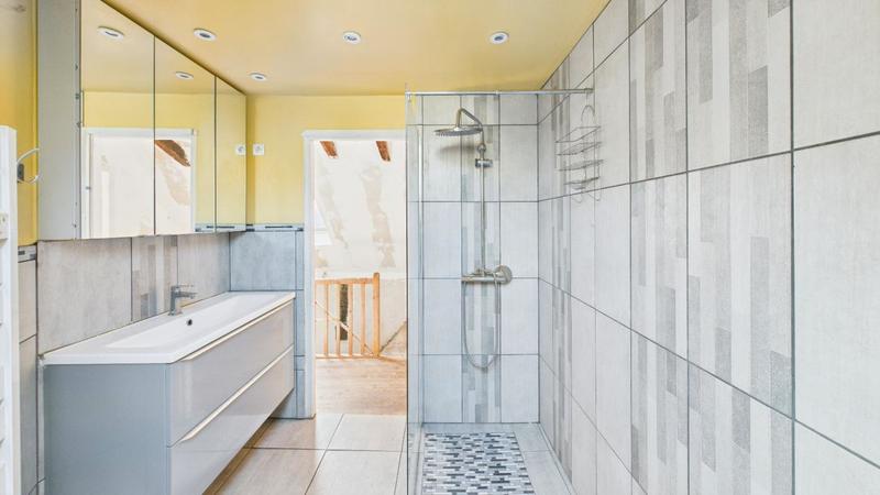 Maison - 92 m² - 4 pièces