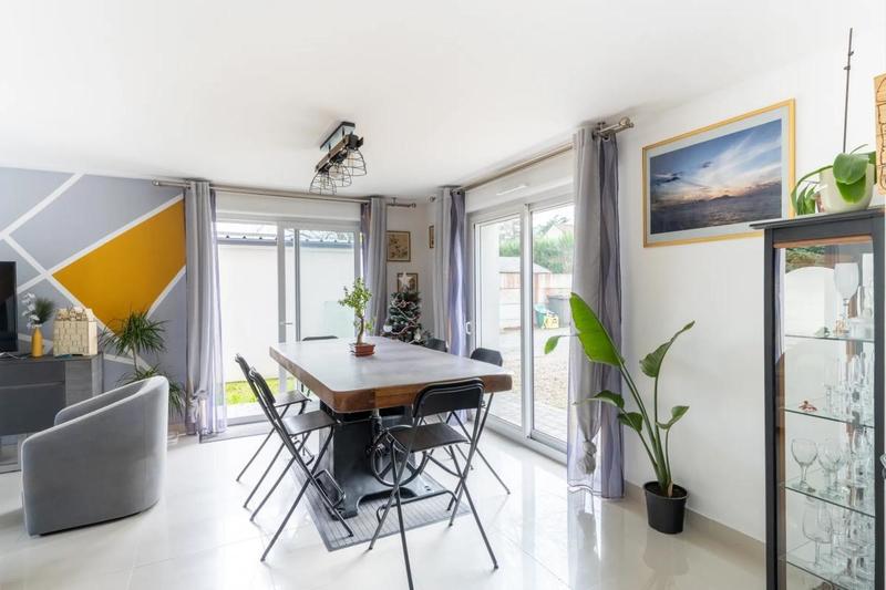 Maison - 118 m² - 5 pièces