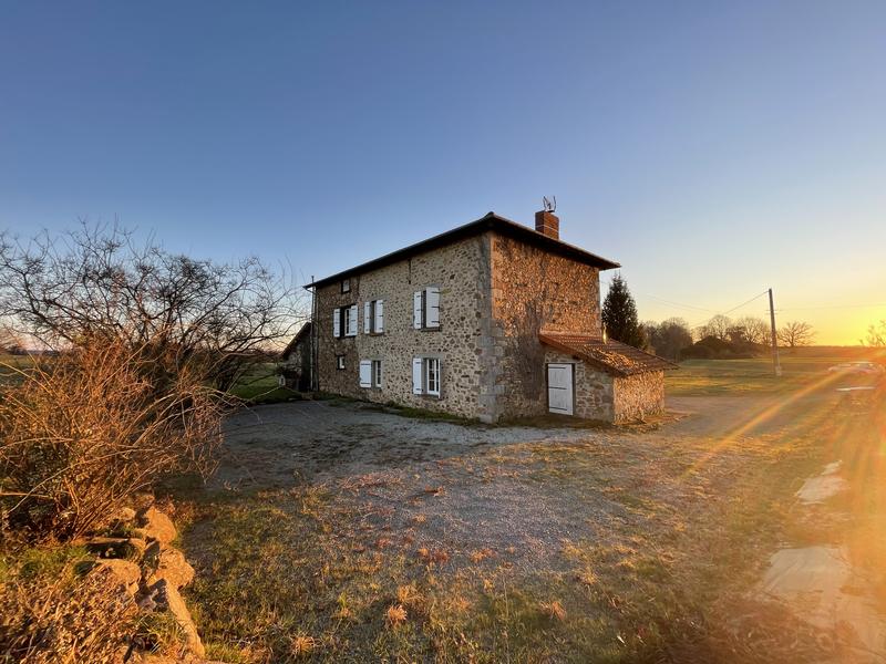 Maison - 166 m² - 6 pièces