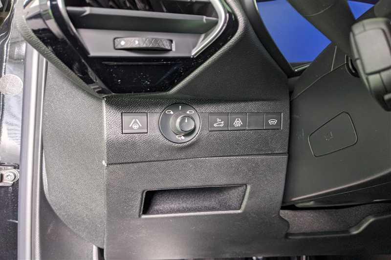 Ds Ds 7 Crossback 2.0 BlueHDi 180ch Eat8 Grand Chic