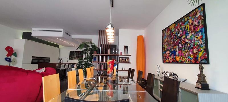 Maison - 206 m² - 6 pièces