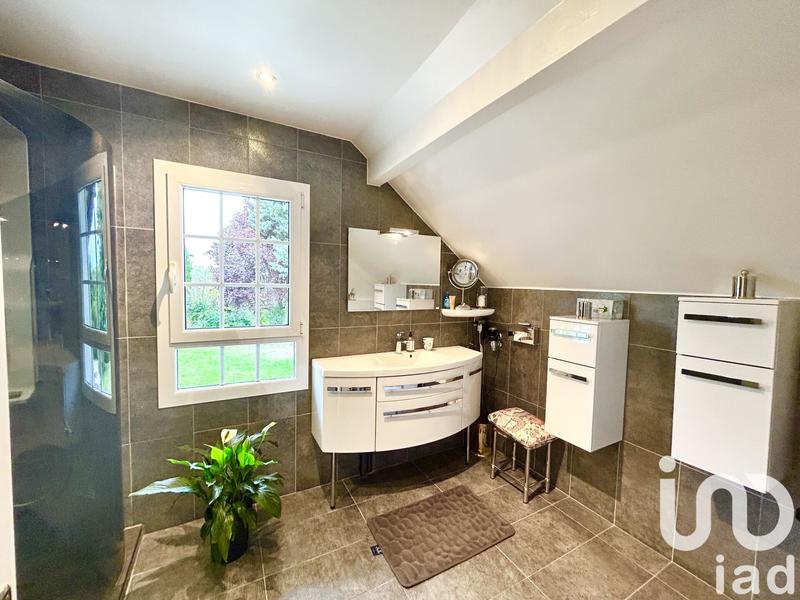 Maison - 313 m² - 9 pièces