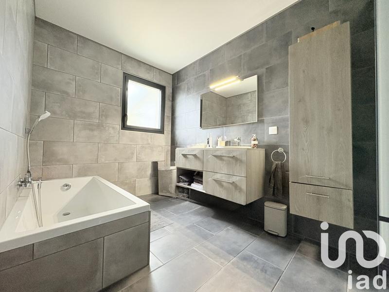 Maison - 128 m² - 6 pièces