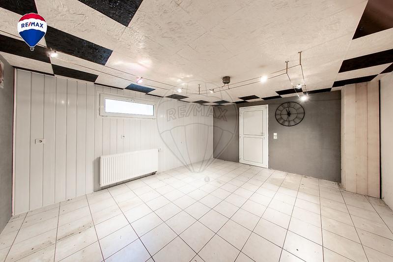 Maison - 170 m² - 6 pièces