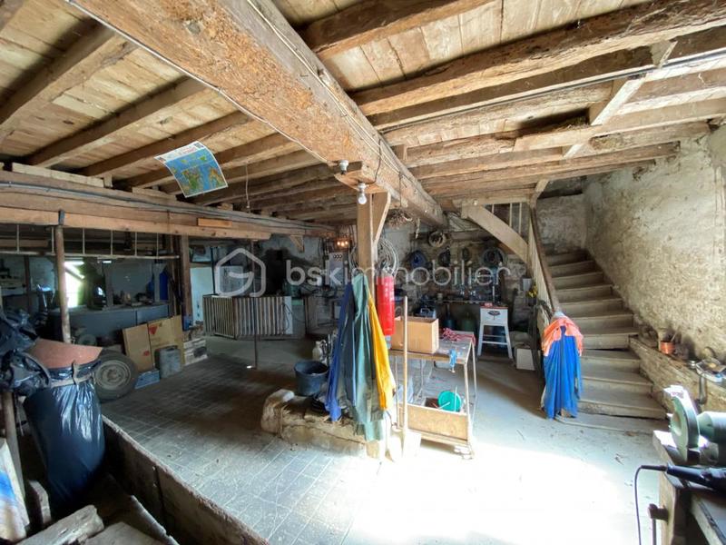 Moulin - 240 m² - 8 pièces