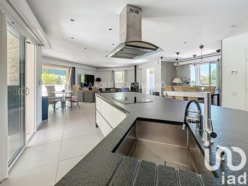 Maison - 128 m² - 5 pièces