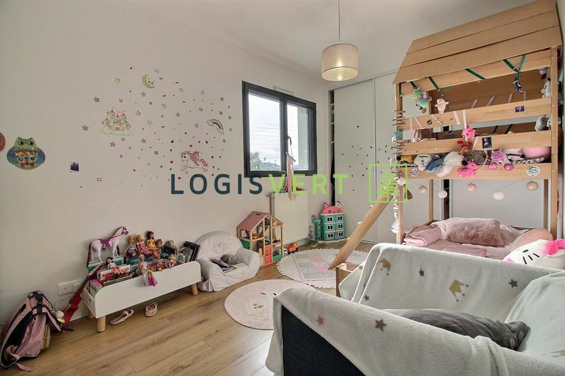 Maison - 107 m² - 6 pièces