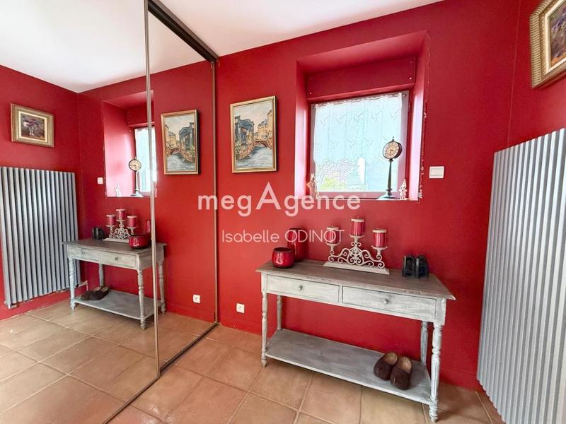 Maison - 210 m² - 7 pièces