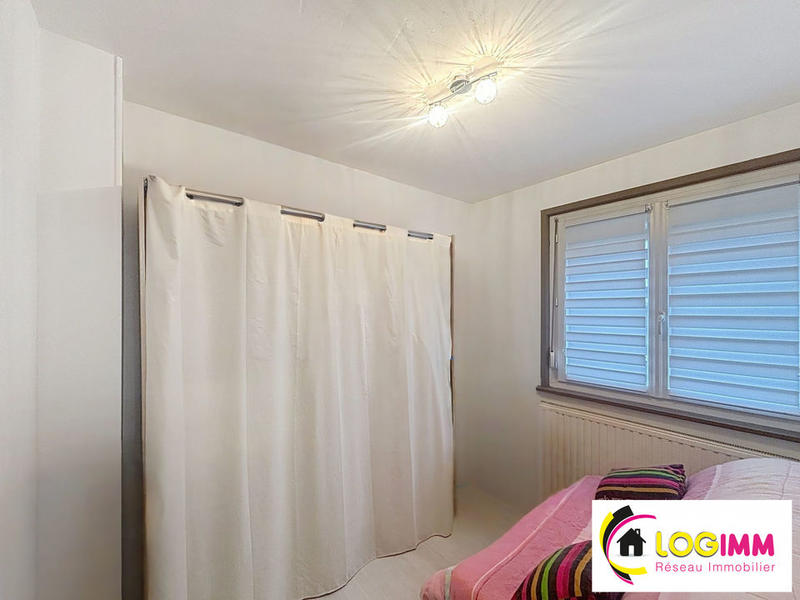 Maison - 93 m² - 4 pièces