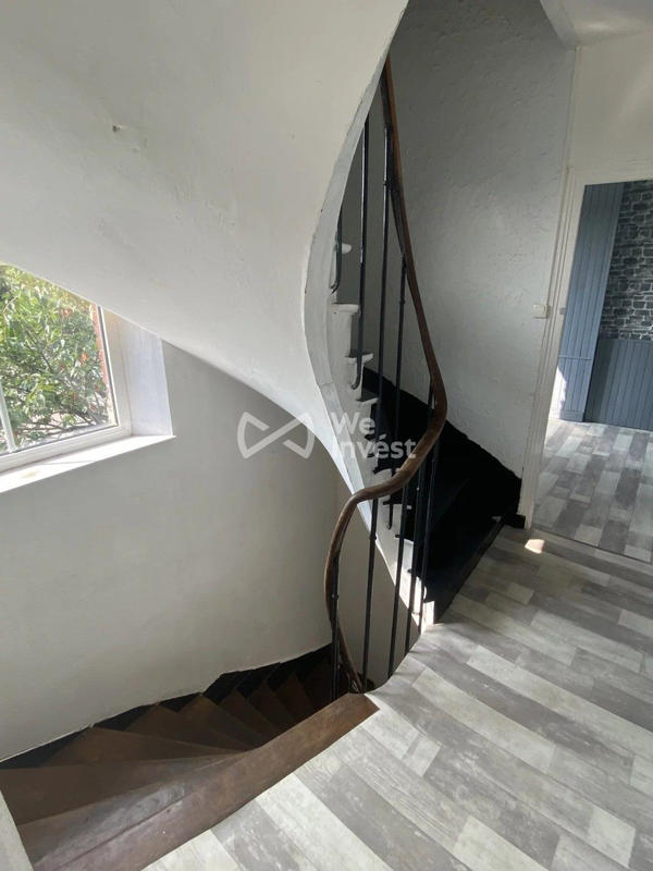 Maison - 93 m² - 6 pièces