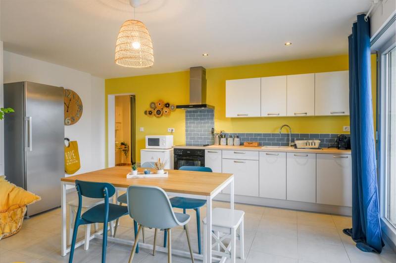 Appartement - 95 m² - 6 pièces