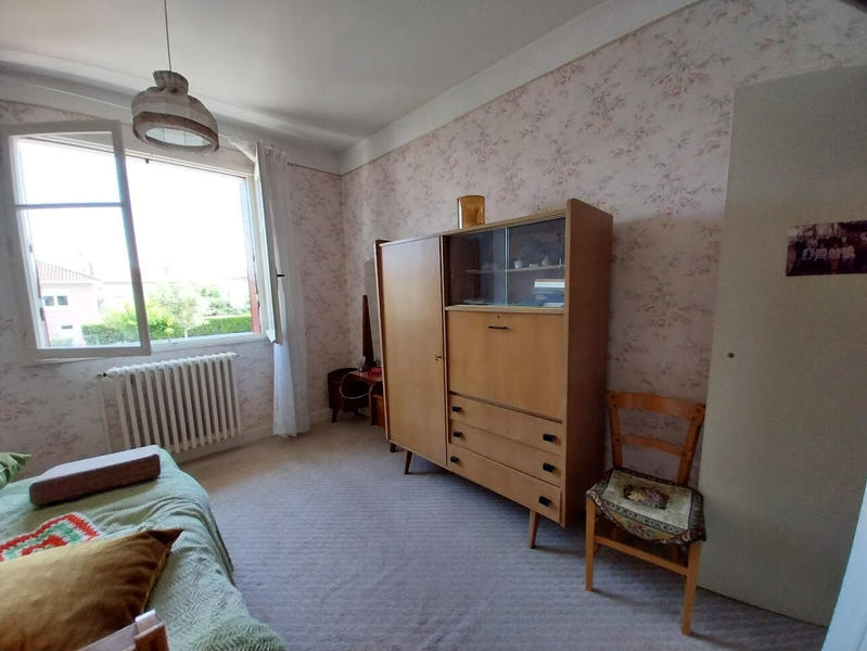 Maison - 180 m² - 8 pièces