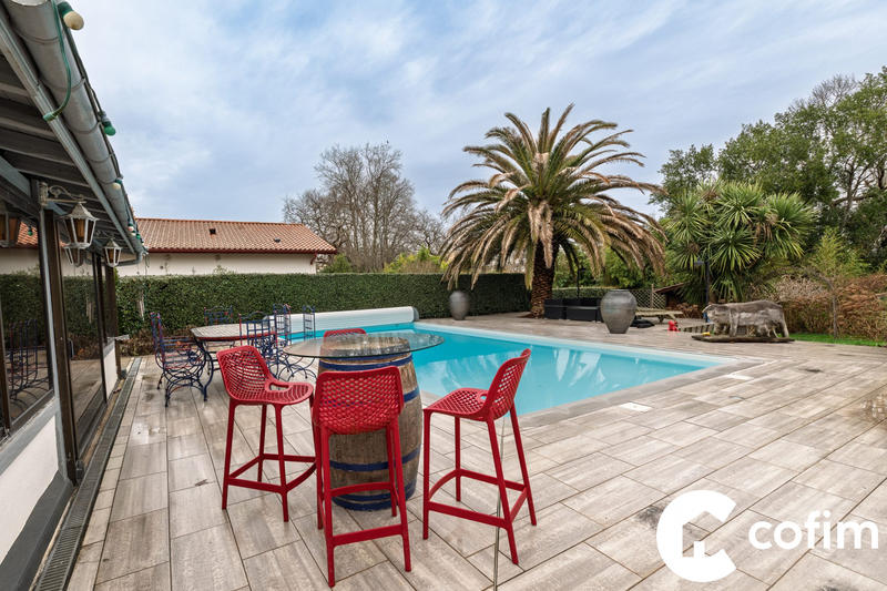 Maison - 146 m² - 5 pièces