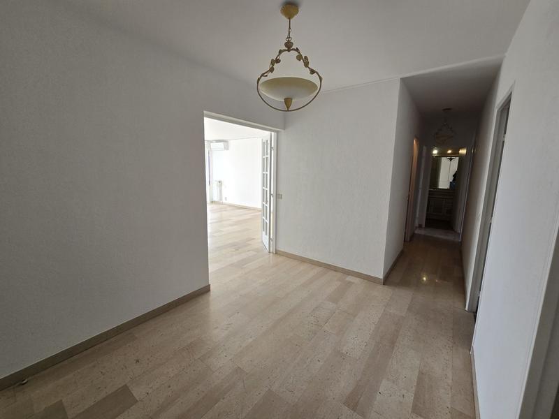 Appartement - 103 m² - 4 pièces