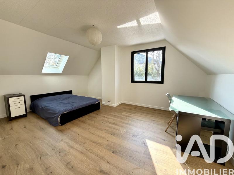 Maison - 195 m² - 7 pièces