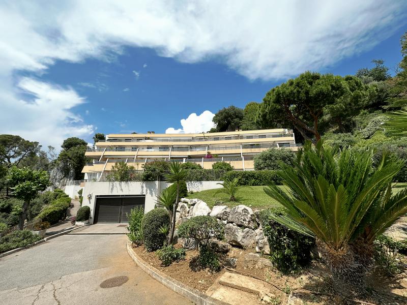 Appartement - 80 m² - 3 pièces