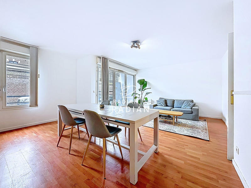 Appartement - 72 m² - 3 pièces