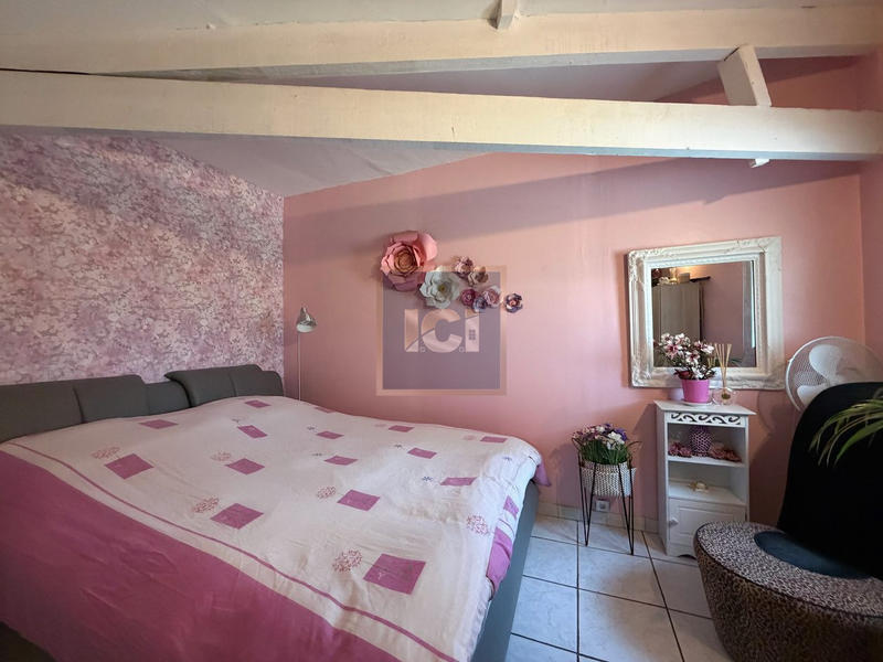 Maison - 96 m² - 4 pièces