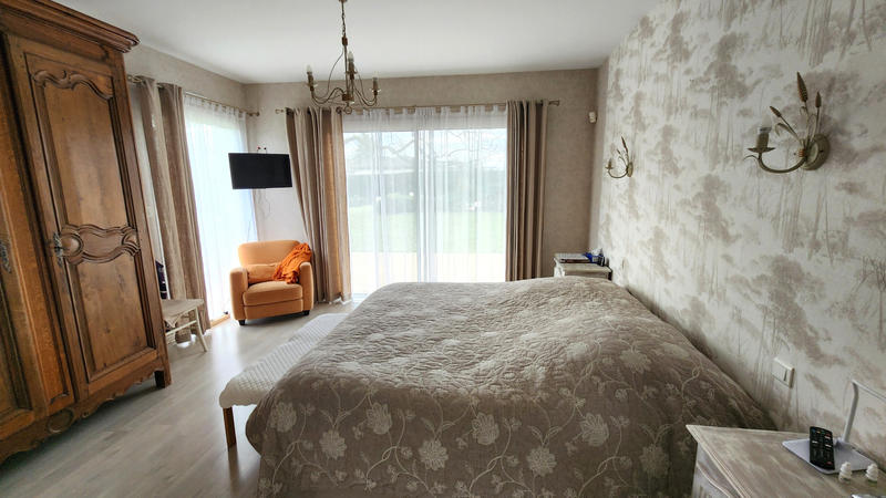 Villa - 220 m² - 8 pièces