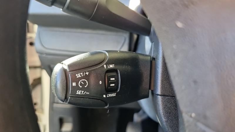 Peugeot 208 affaire 1.6 Bluehdi 75 Bvm5 Premium Pack